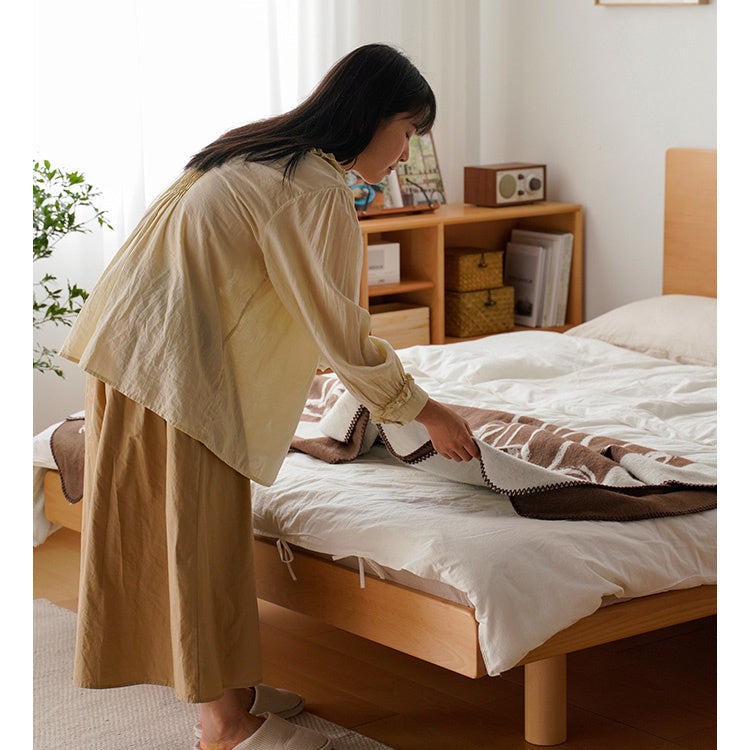 Sleek Beech Wood Bed Frame with Modern Metal Accents for a Stylish Bedroom fxgmz-587 Sleek Beech Wood Bed Frame with Modern Metal Accents for a Stylish Bedroom fxgmz-587