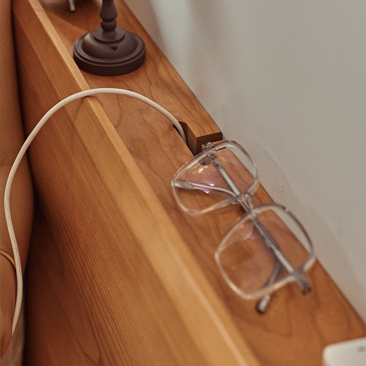 Modern Cal King Cherry Wood Bed Frame - Minimalistic Design with Solid Wood Headboard for Bedroom fyg-677 Modern Cal King Cherry Wood Bed Frame - Minimalistic Design with Solid Wood Headboard for Bedroom fyg-677