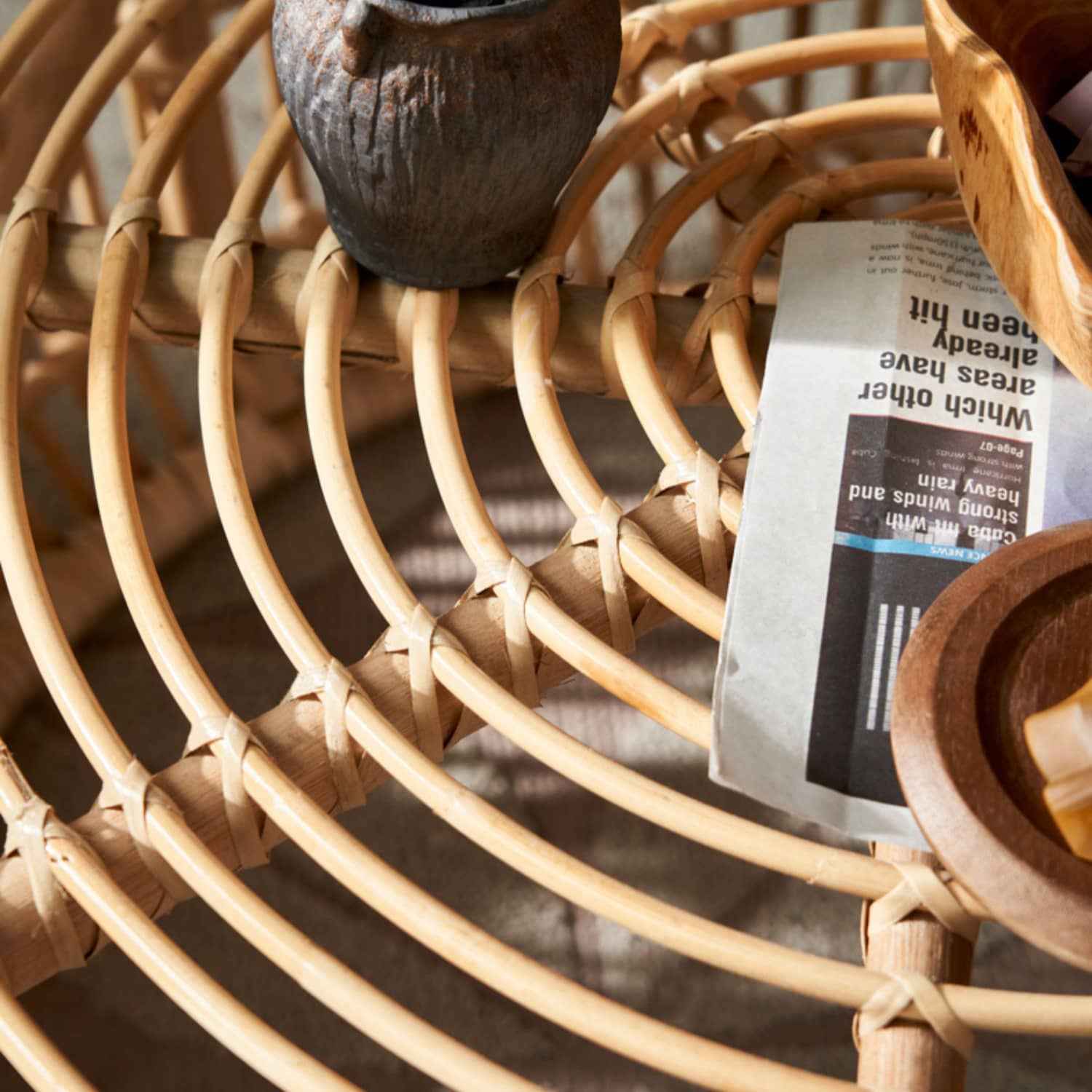 Modern Round Rattan Coffee Table & Triangle Side Table – Elegant and Durable Design htzm-1528 Modern Round Rattan Coffee Table & Triangle Side Table – Elegant and Durable Design htzm-1528