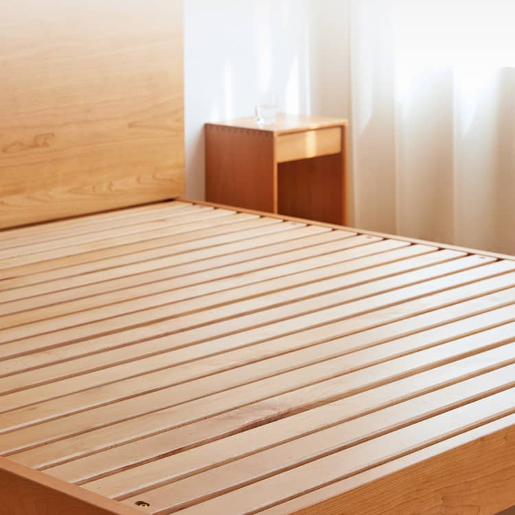 Modern Cherry Wood California King Size Bed – Durable Design with Beech Wood Frame Queen Size hykmq-772 Modern Cherry Wood California King Size Bed – Durable Design with Beech Wood Frame Queen Size hykmq-772