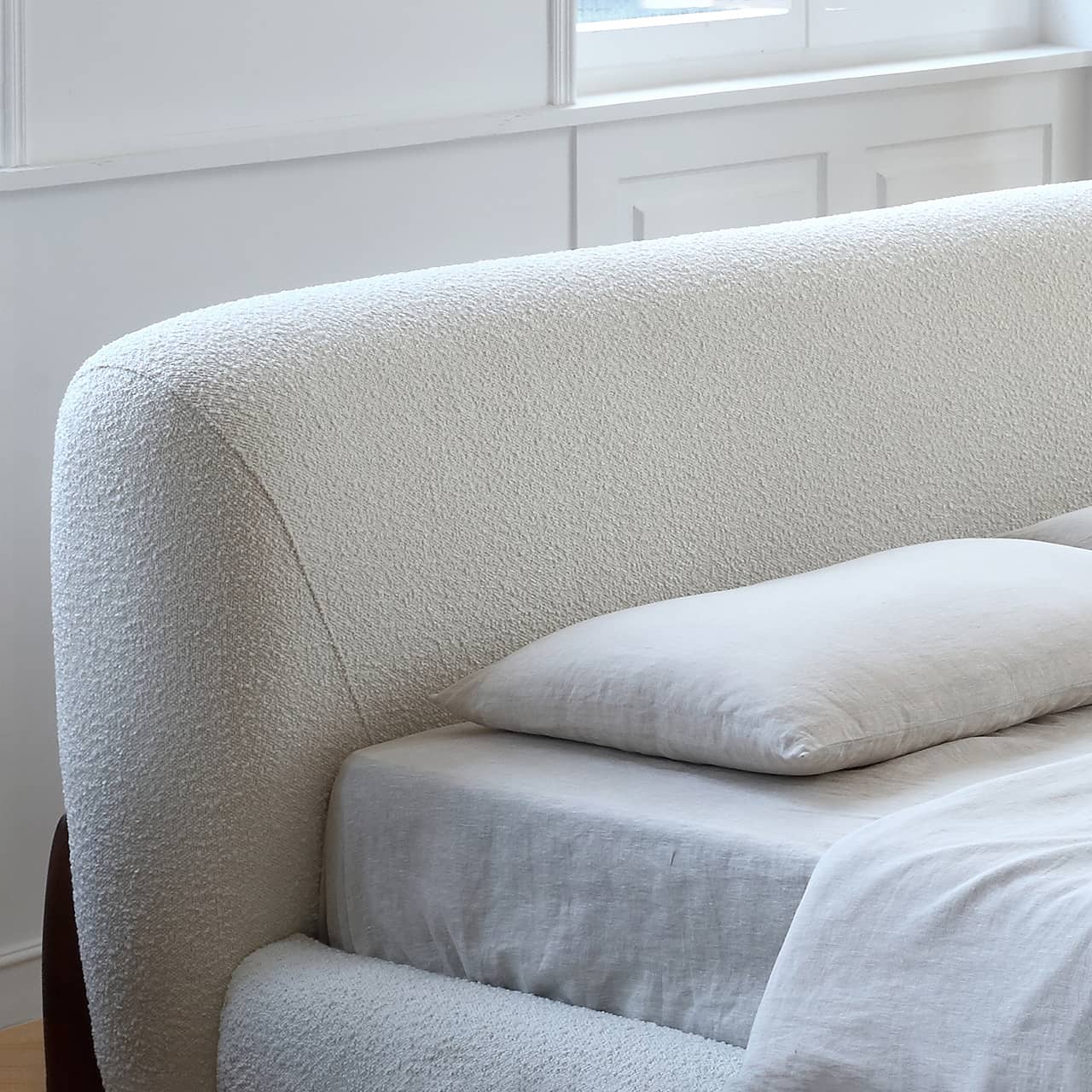 Minimalistic White California King Size Bed with Pine Frame & Upholstered Headboard for Your Ultimate Comfort  my-375 Minimalistic White California King Size Bed with Pine Frame & Upholstered Headboard for Your Ultimate Comfort  my-375