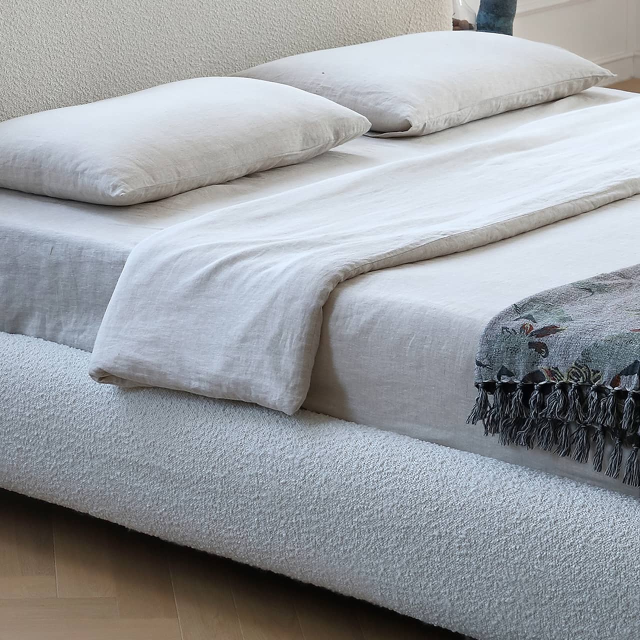 Minimalistic White California King Size Bed with Pine Frame & Upholstered Headboard for Your Ultimate Comfort  my-375 Minimalistic White California King Size Bed with Pine Frame & Upholstered Headboard for Your Ultimate Comfort  my-375