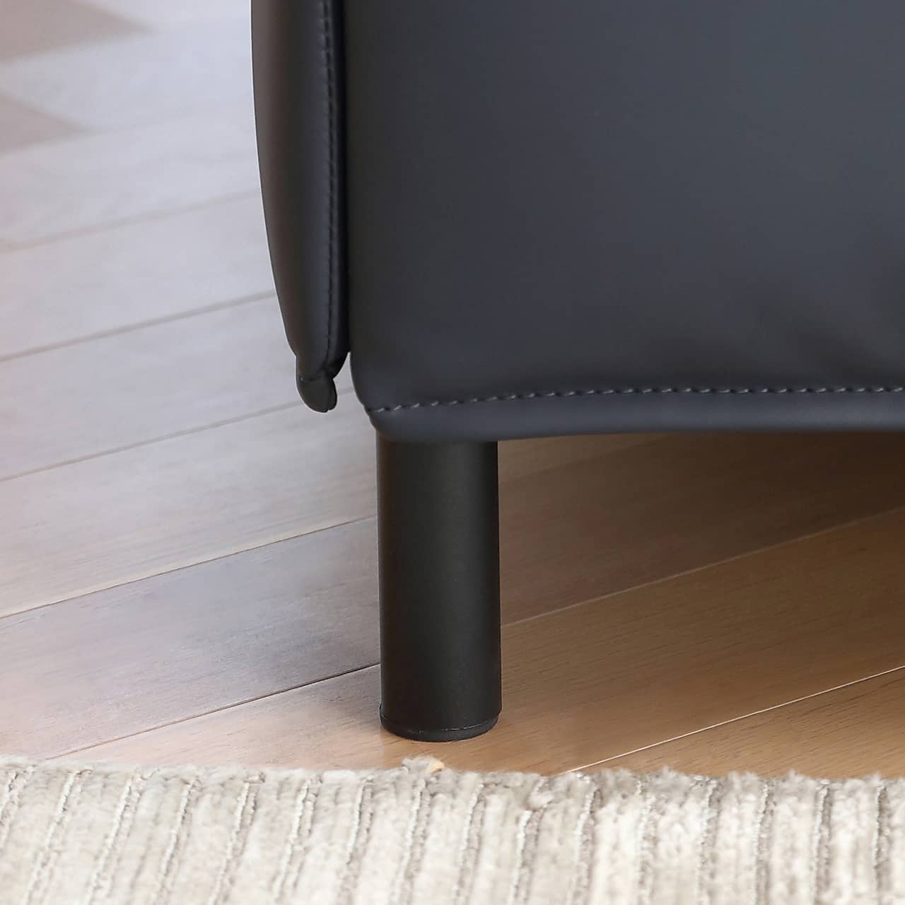 Luxurious Black Super King Size Bed with Leather Upholstery and Wingback Headboard for Bedroom my-381 Luxurious Black Super King Size Bed with Leather Upholstery and Wingback Headboard for Bedroom my-381