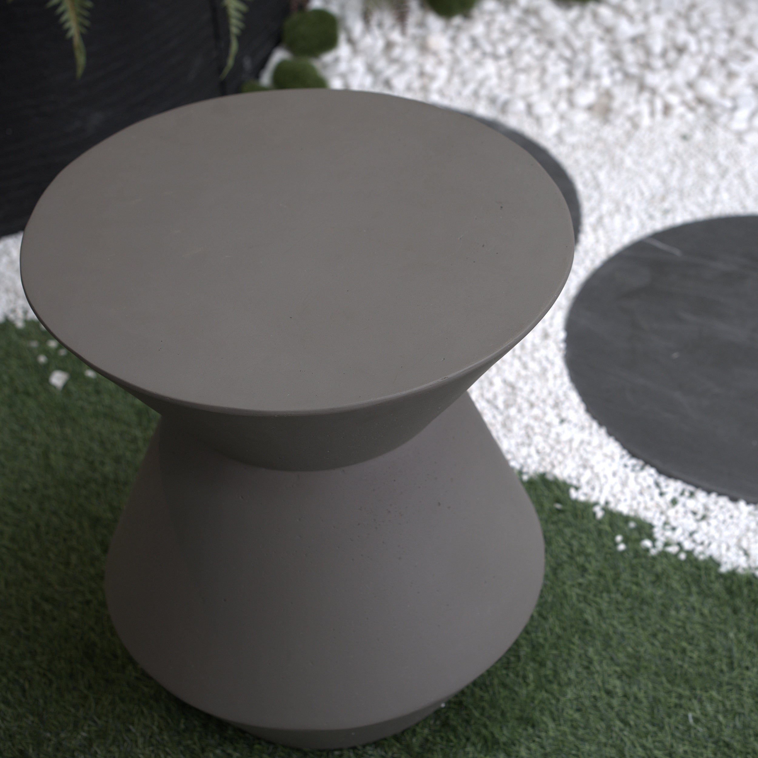 Decorative Garden Stool, 17.75" H Modern Heavy Duty Patio Sturdy Faux Terrazzo Accent Table Side Table Plant Table for Indoor Outdoor, Faux White