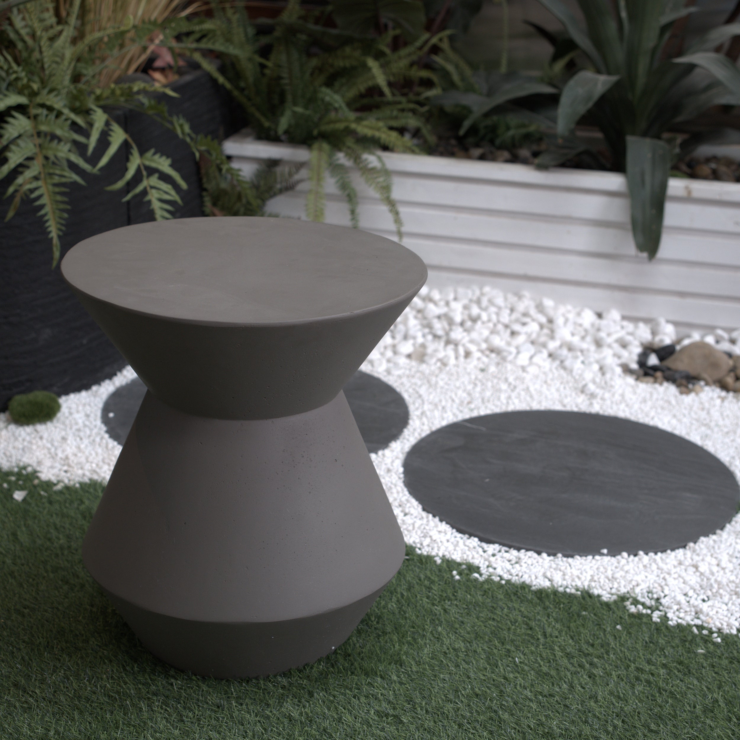 Decorative Garden Stool, 17.75" H Modern Heavy Duty Patio Sturdy Faux Terrazzo Accent Table Side Table Plant Table for Indoor Outdoor, Faux White