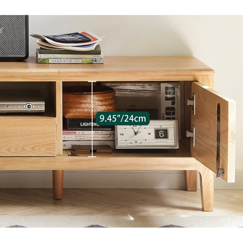 Elegant Red Oak TV Stand - Sturdy and Stylish Entertainment Center H9131