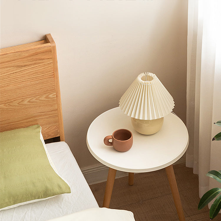 Minimalistic Beech Wood Side Table - Perfect for Living Room or Bedroom R06J18