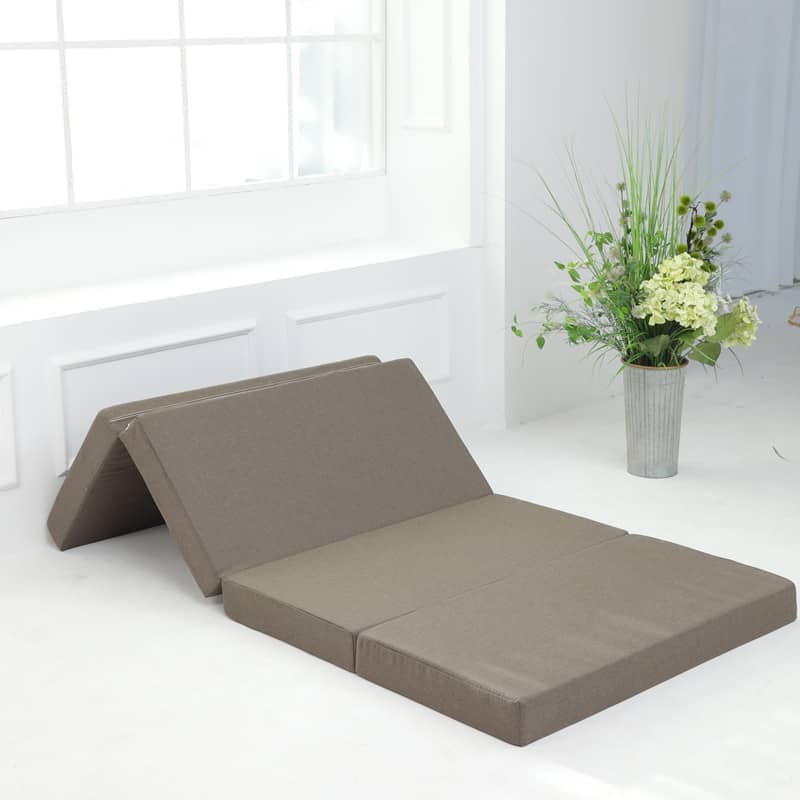 Comfortable Foam Bed Mattress in Elegant Brown, Grey, and Light Blue Polyester Cover fcsnm-909