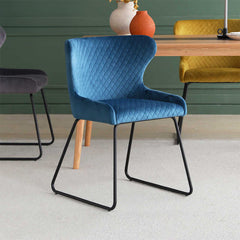 Modern Velvet Dining Chair with Polyster Upholstery and Metal Legs - Curved Back Design Y00S07