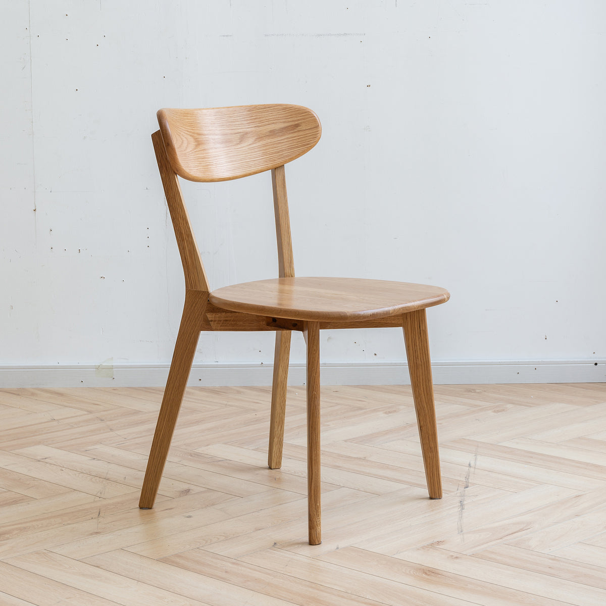 19.69" Oak Dining Chair with Solid Construction, Simple and Natural Design