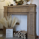 Modern Chinese Fir Console Table with Density Board Shelves - Stylish and Space-Saving Design fcwz-2353