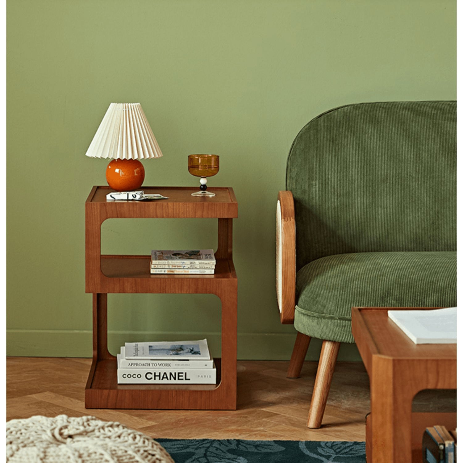 Stylish Light Brown Black Cherry Wood End Table  - Durable Plywood Construction fmy-687