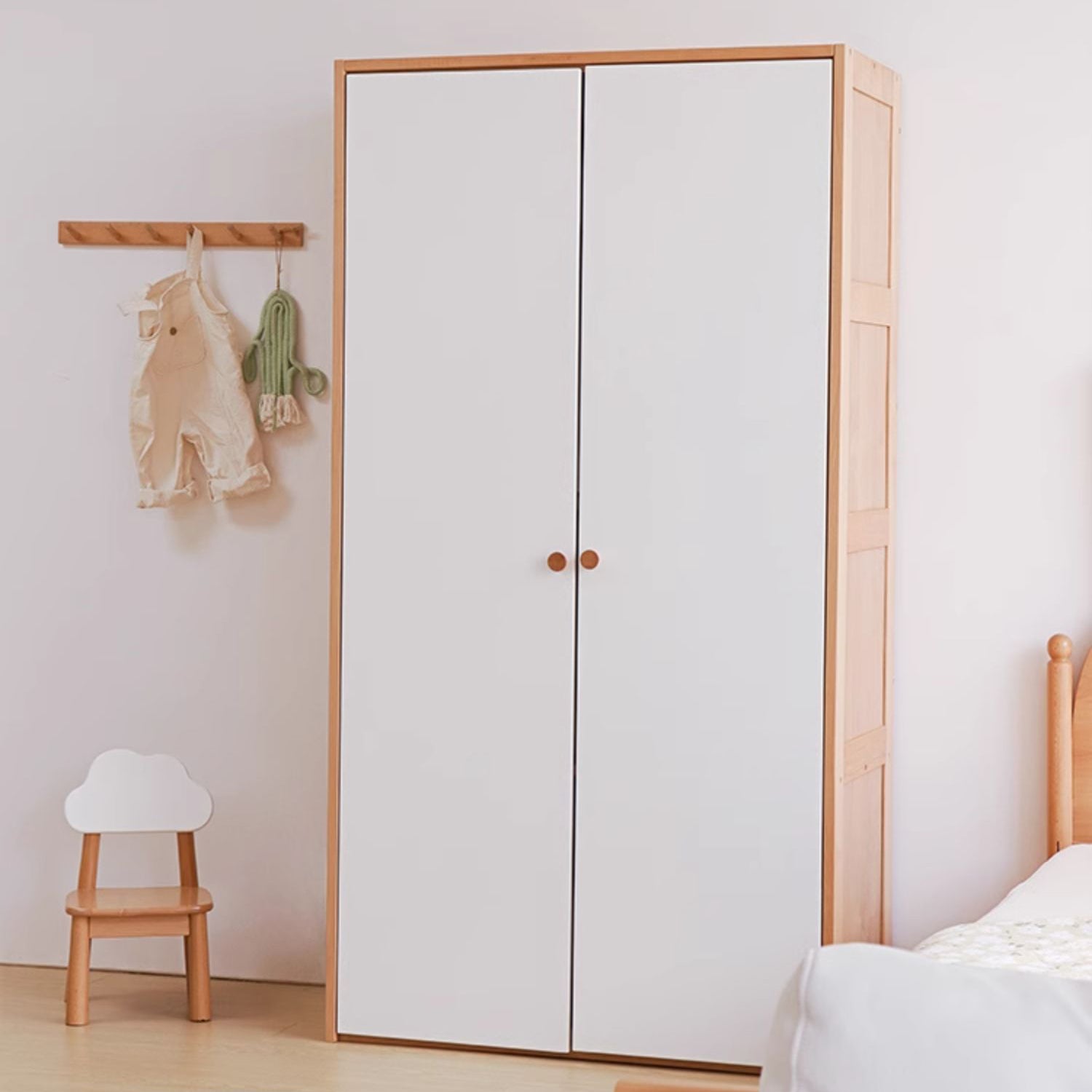 Sleek Modern Wardrobe in Natural Beech Wood Finish fslmz-1097