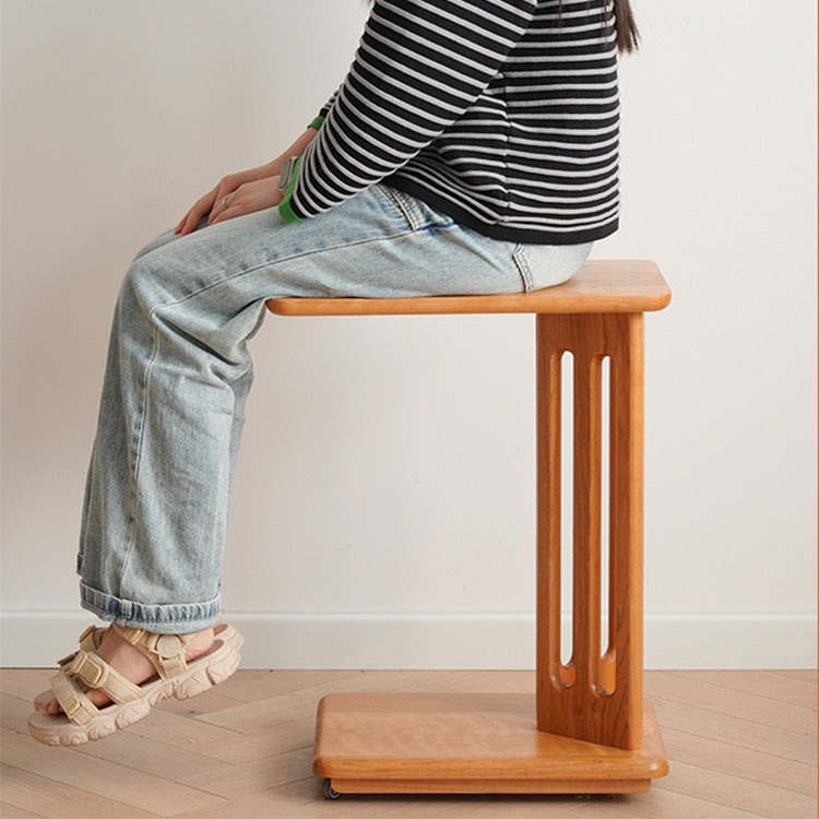 Elegant Natural Cherry Wood End Table - Timeless Design for Your Home fyx-881