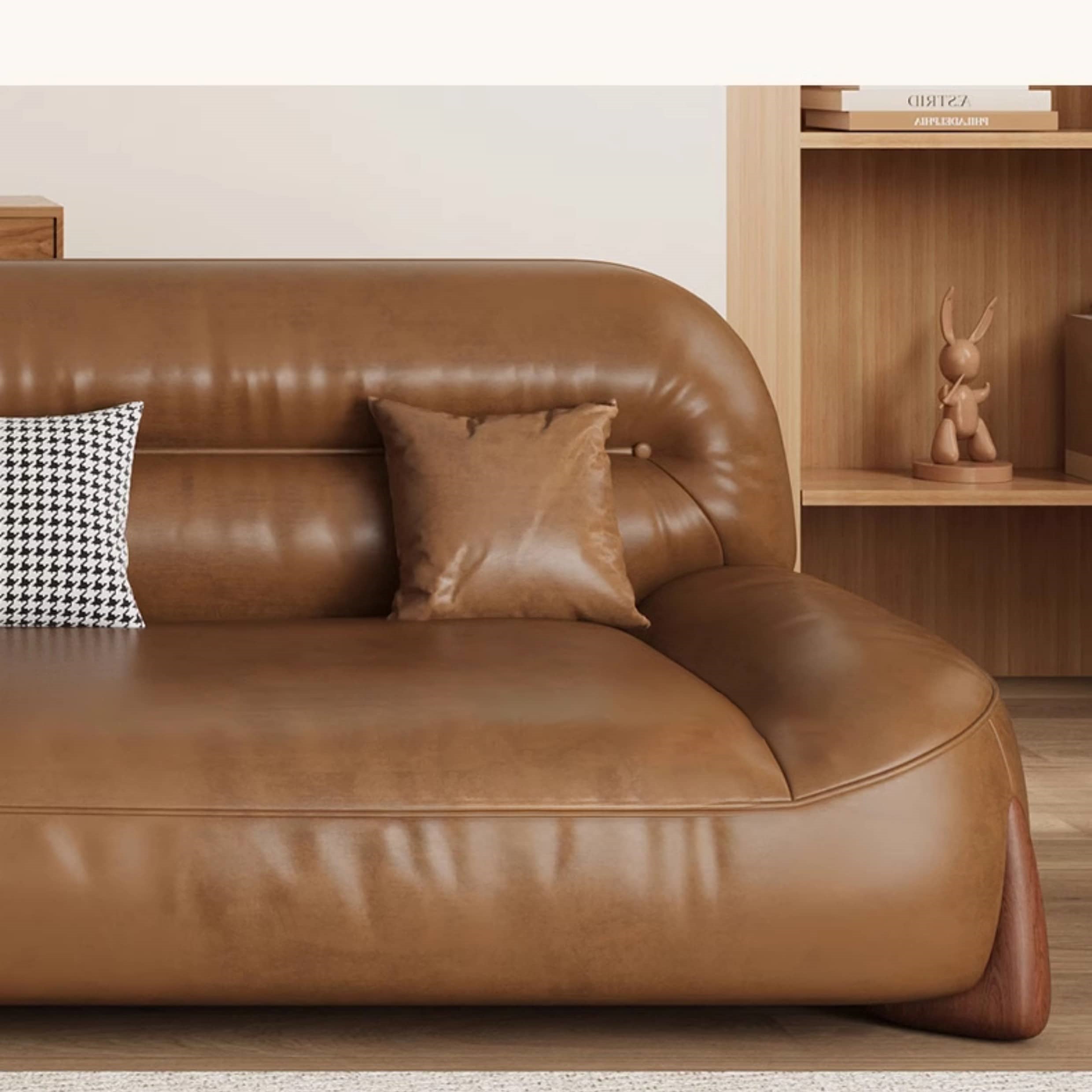 Stylish Sofa in Light Brown Faux Leather with Pine and Oak Wood Details – Comfort and Elegance Combined hatx-1018