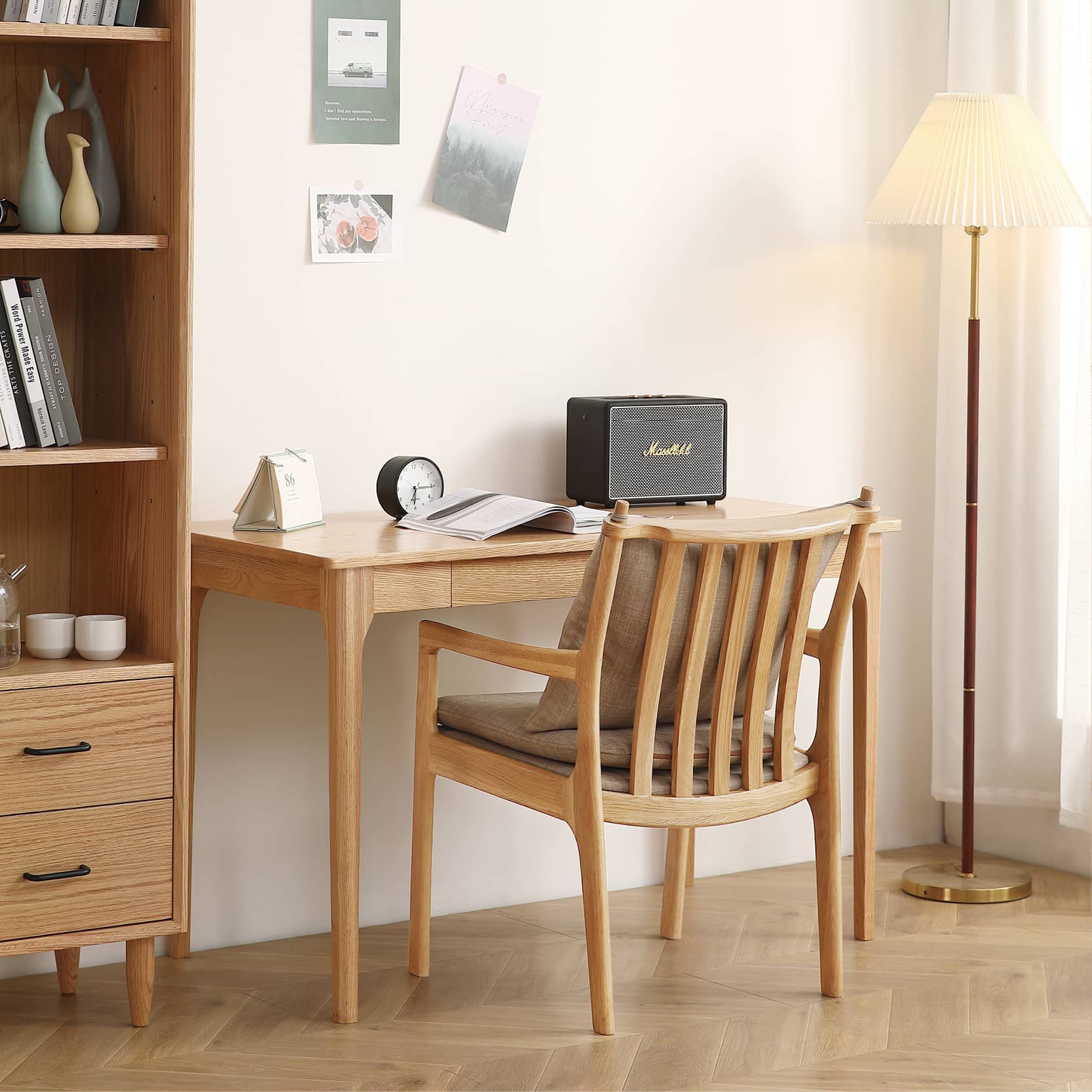 Elegant Light Brown Oak Wood Chair with Cotton & Linen Upholstery and Foam Padding hmzj-807