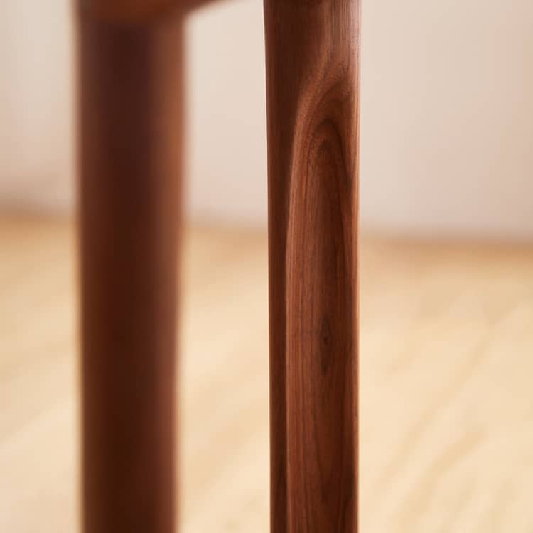 Elegant Natural Wood Stool - Rich Brown Cherry & Black Walnut Finish hykmq-780