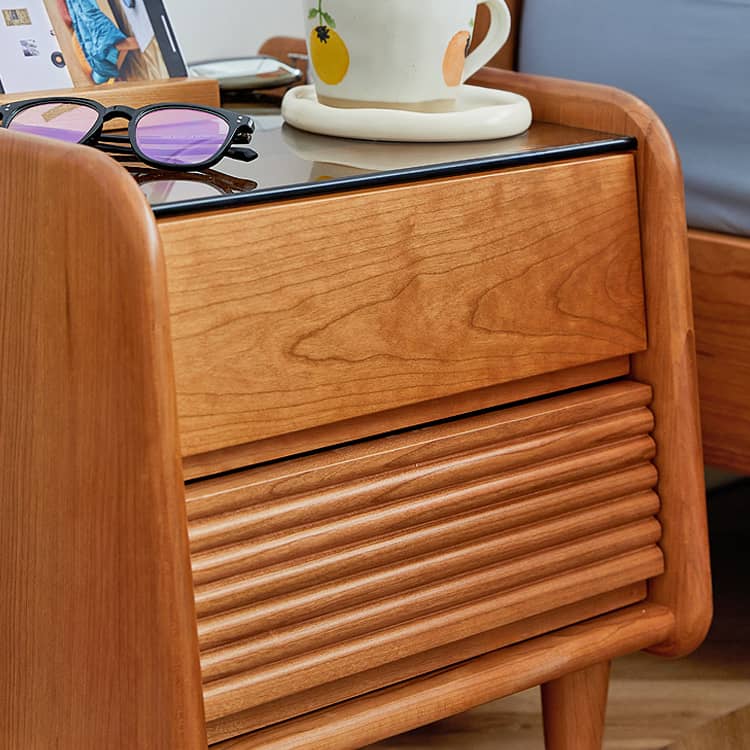 Stylish Nightstand in Red Oak and Cherry Wood with Glass Accents hykmq-794