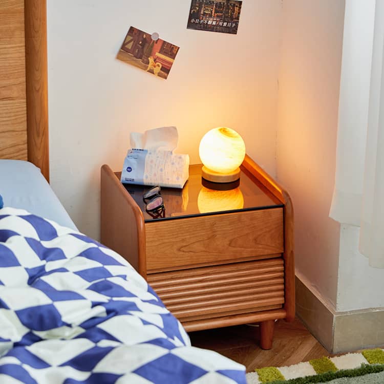 Stylish Nightstand in Red Oak and Cherry Wood with Glass Accents hykmq-794