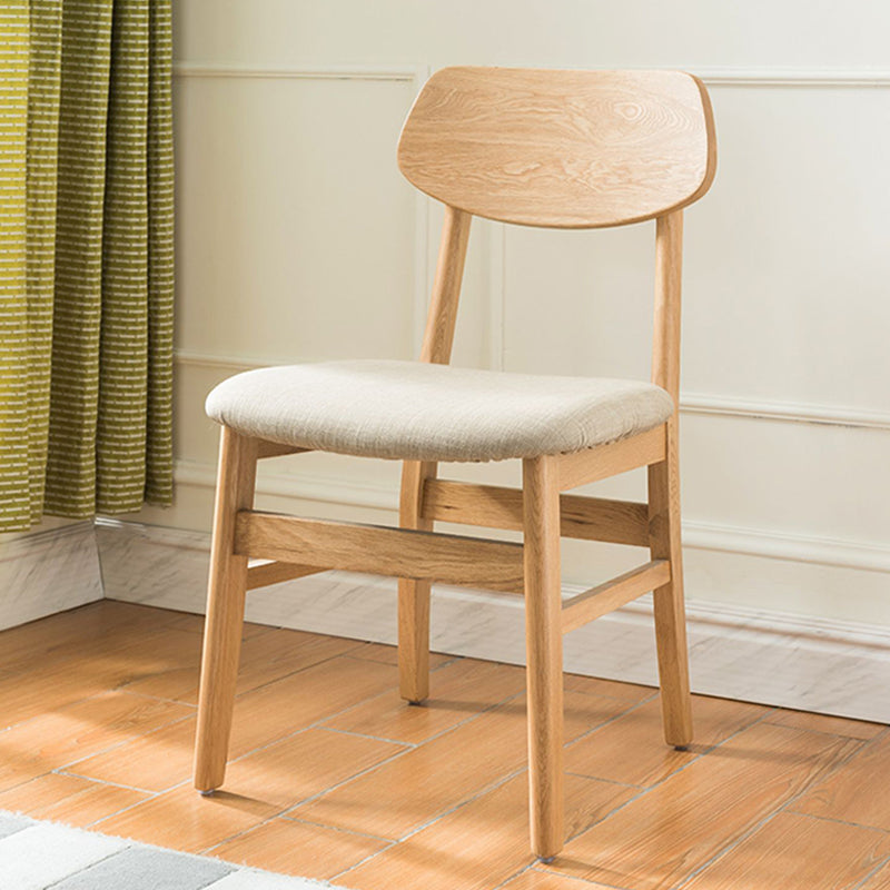 Modern Oak Wood Dining Chair with Cotton and Linen Cushion - Perfect for Diningroom hym-1541