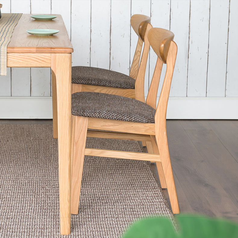 Modern Oak Wood Dining Chair with Cotton and Linen Cushion - Perfect for Diningroom hym-1541