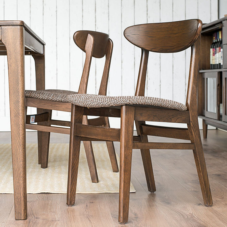 Modern Oak Wood Dining Chair with Cotton and Linen Cushion - Perfect for Diningroom hym-1541