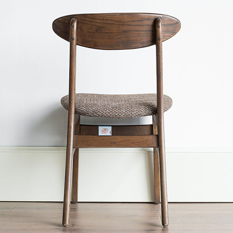 Modern Oak Wood Dining Chair with Cotton and Linen Cushion - Perfect for Diningroom hym-1541