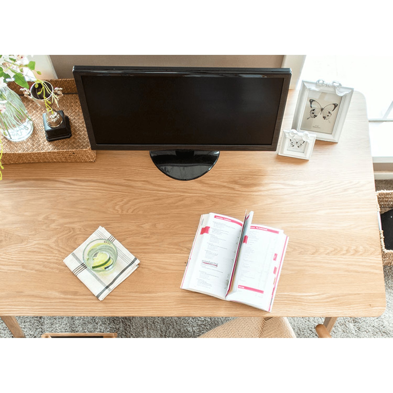 Beautiful Brown Beech and Tung Wood Natural Desk - Elegance in Every Detail hym-469