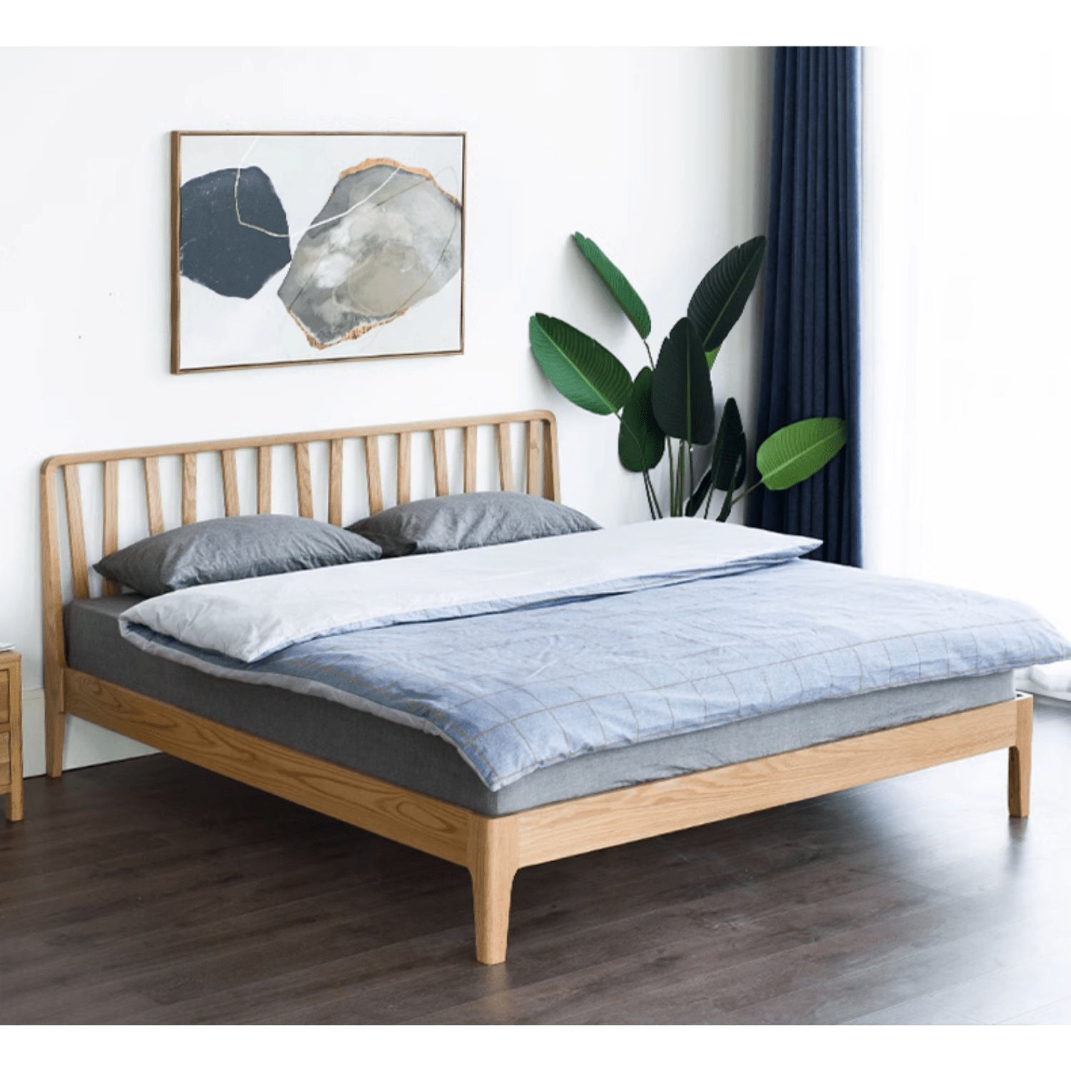 Elegant Bed Frame in Luxurious Brown Natural Beech and Pine Wood Finish hym-470