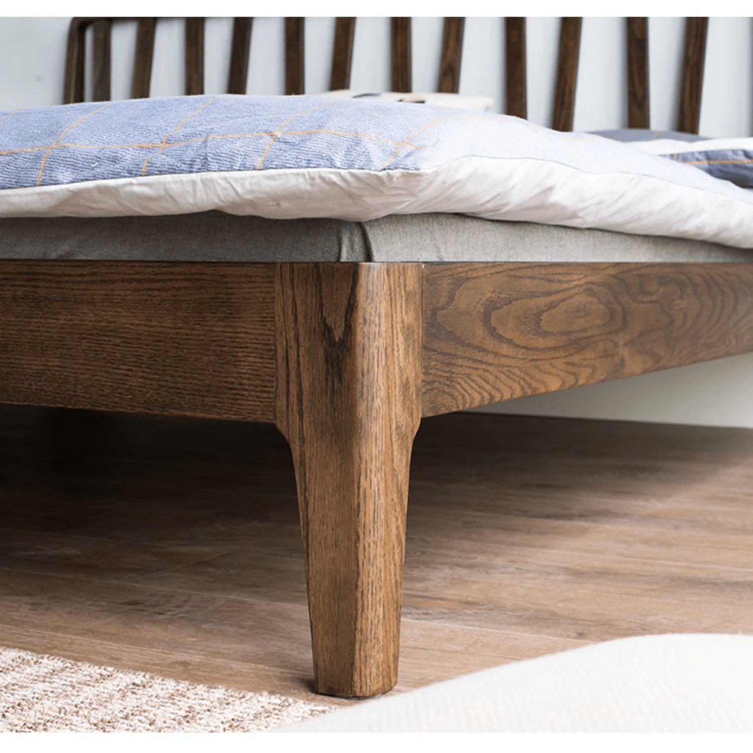 Elegant Bed Frame in Luxurious Brown Natural Beech and Pine Wood Finish hym-470