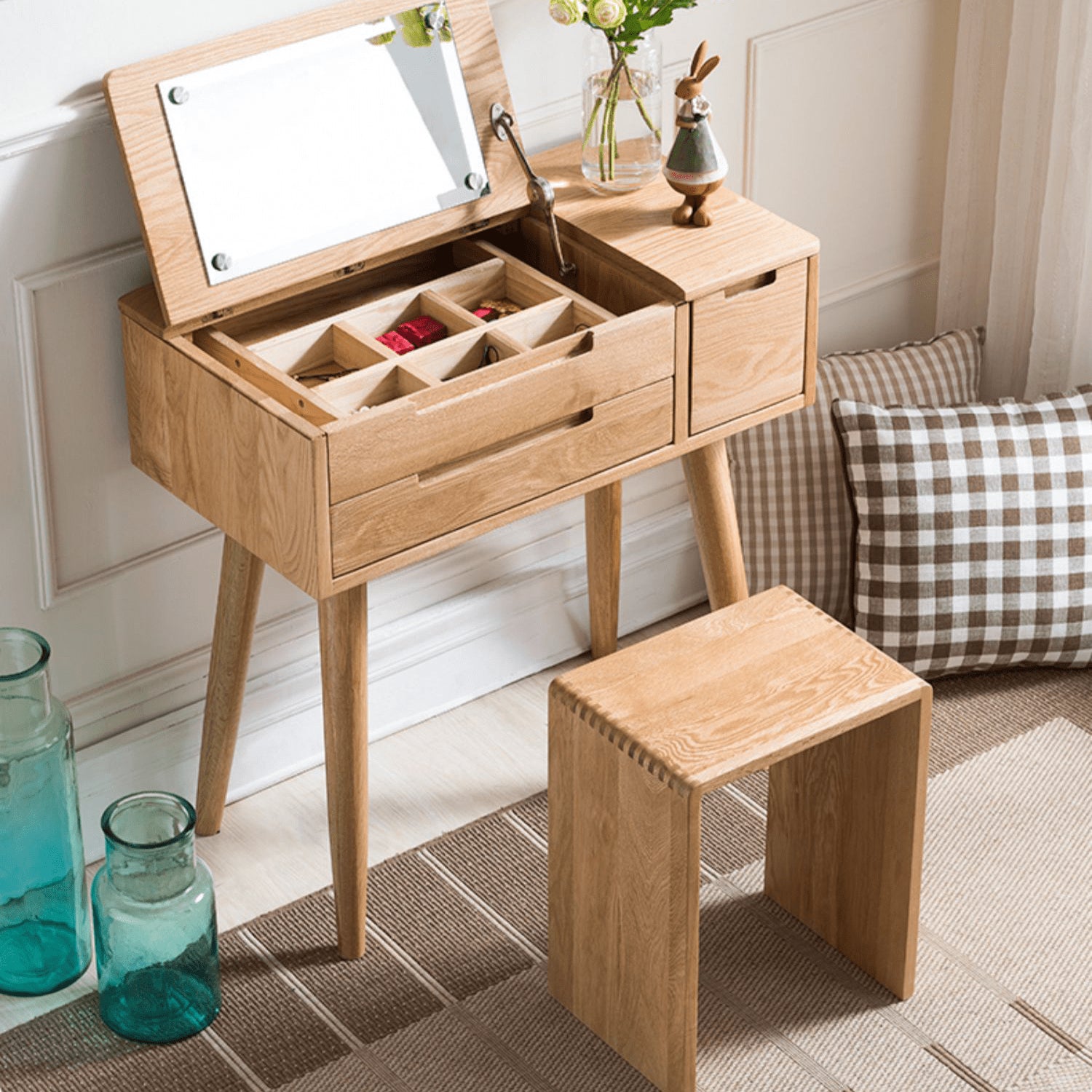 Handcrafted Brown Oak Wood Stool – Natural Finish, Perfect for Home Decor and Comfort hym-471