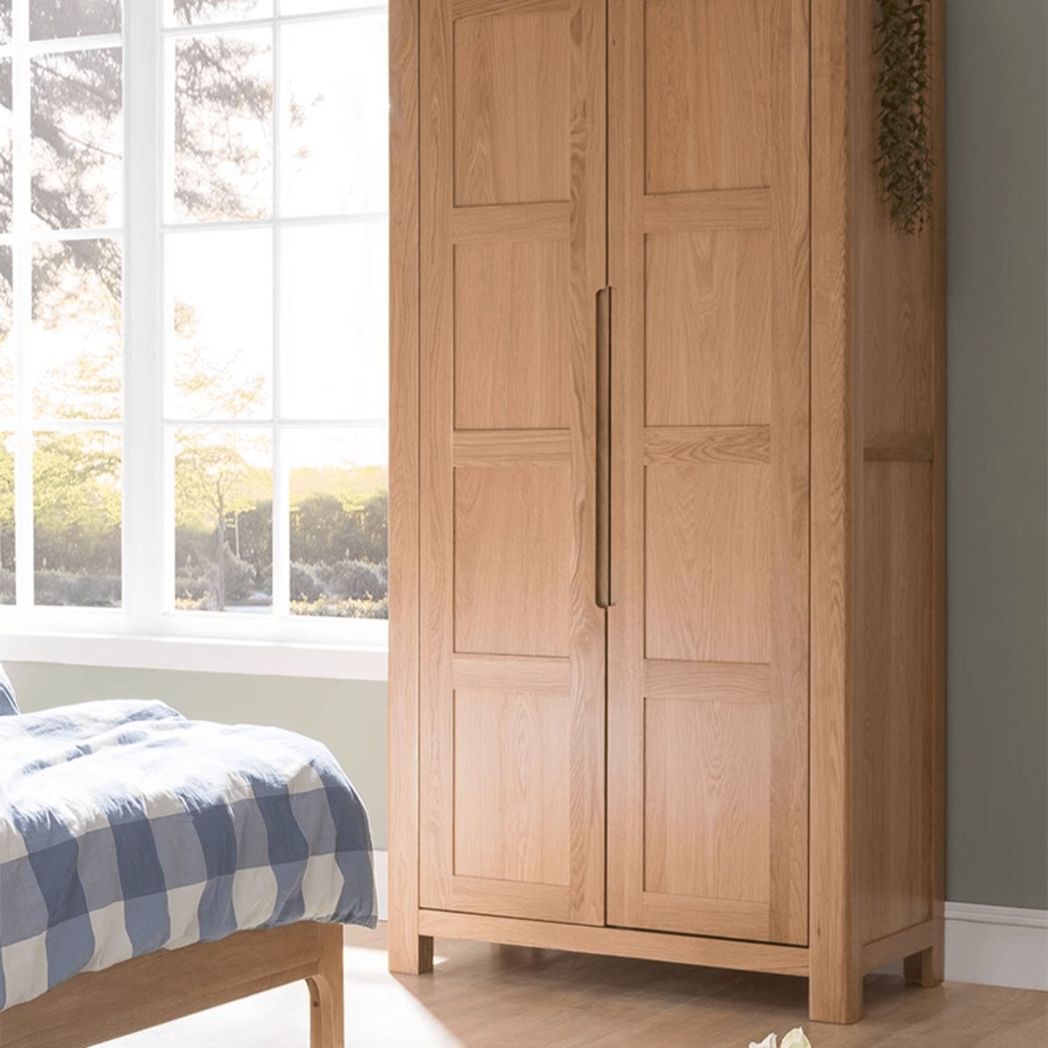 Stylish Natural Oak & Tung Wood Wardrobe for Home & Office hym-480