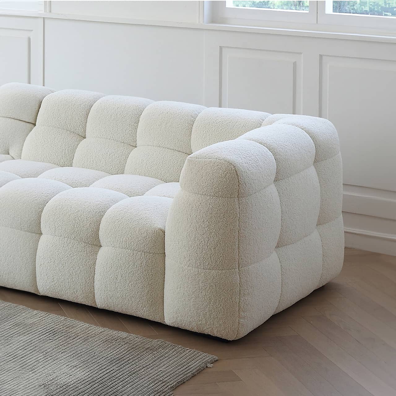 Luxury White Pine Sofa with Faux Lambswool and Down Silk Floss Comfort my-343