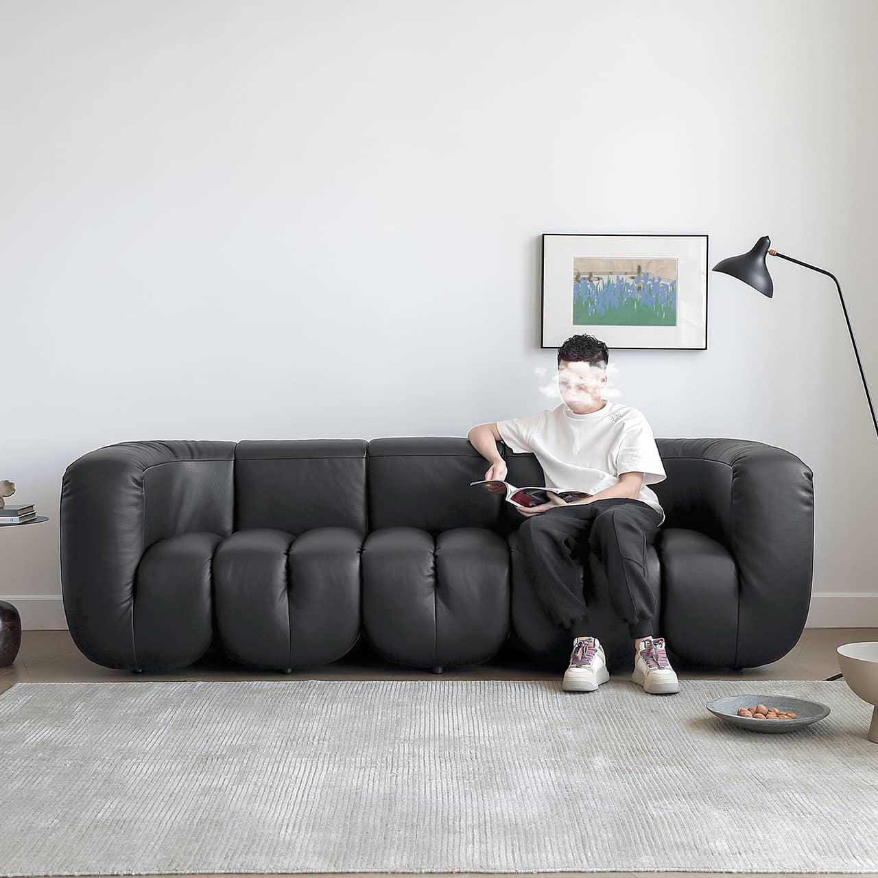 Luxurious Black Pine Leather Sofa with Plush Down Cushions my-373