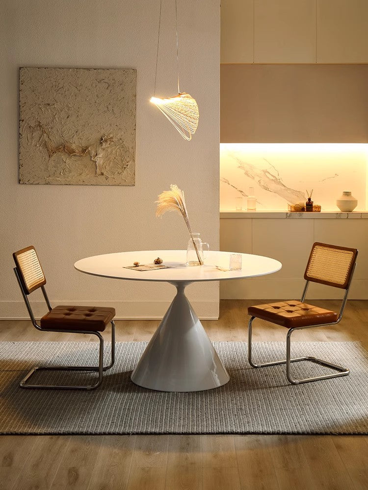 Minimalistic Round Dining Table Matte Finish Marble Top & Conical Pedestal qc-wy-906-ms