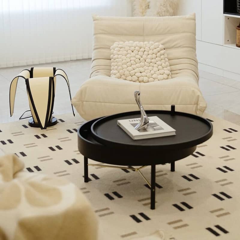 Modern Black Round Coffee Table with Rotatable Desktop - Stylish & Functional yw-179