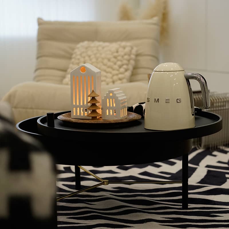Modern Black Round Coffee Table with Rotatable Desktop - Stylish & Functional yw-179