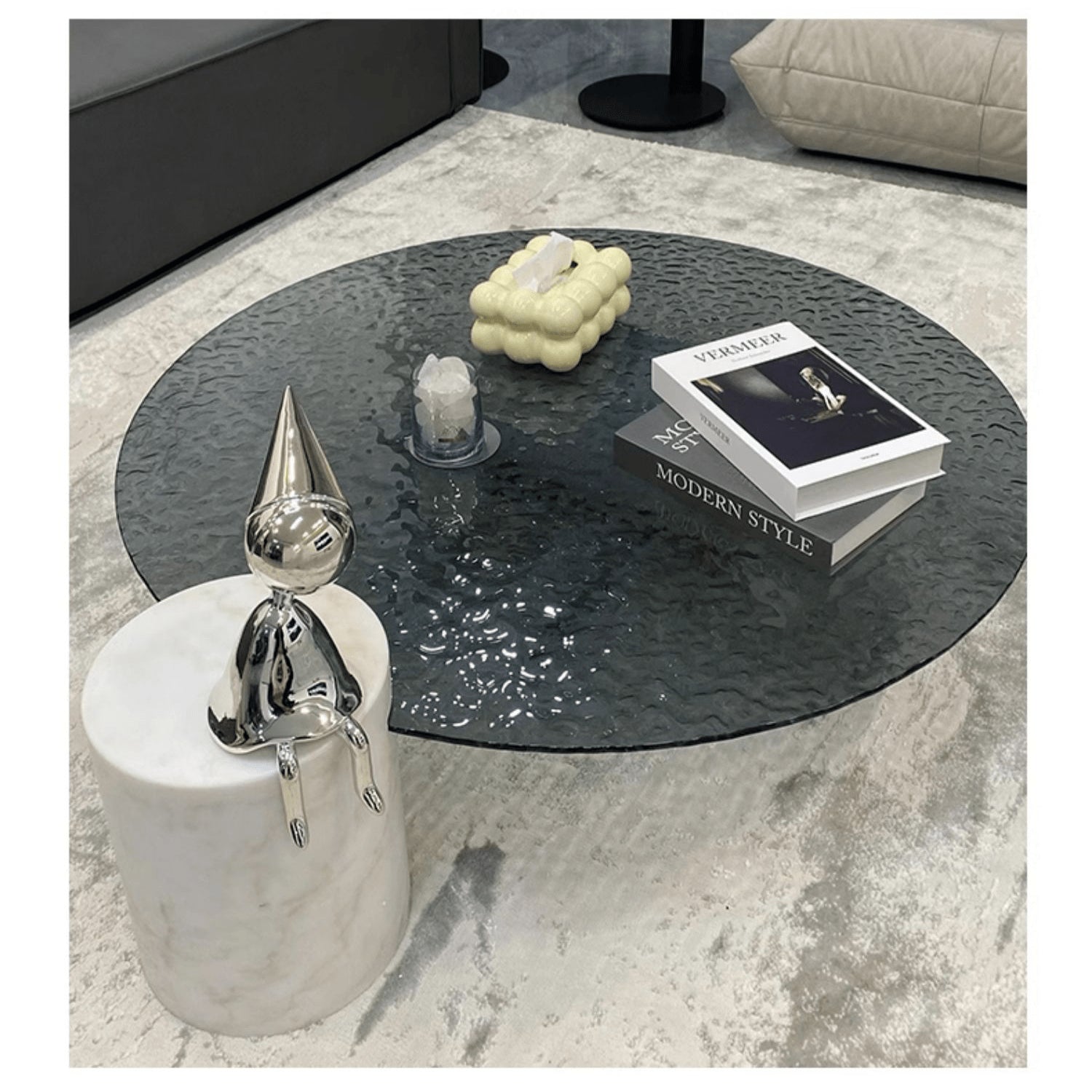 Round Coffee Table with Glass Top and Abstract Legs - Stylish & Fashionable Design for Living Room yw-198