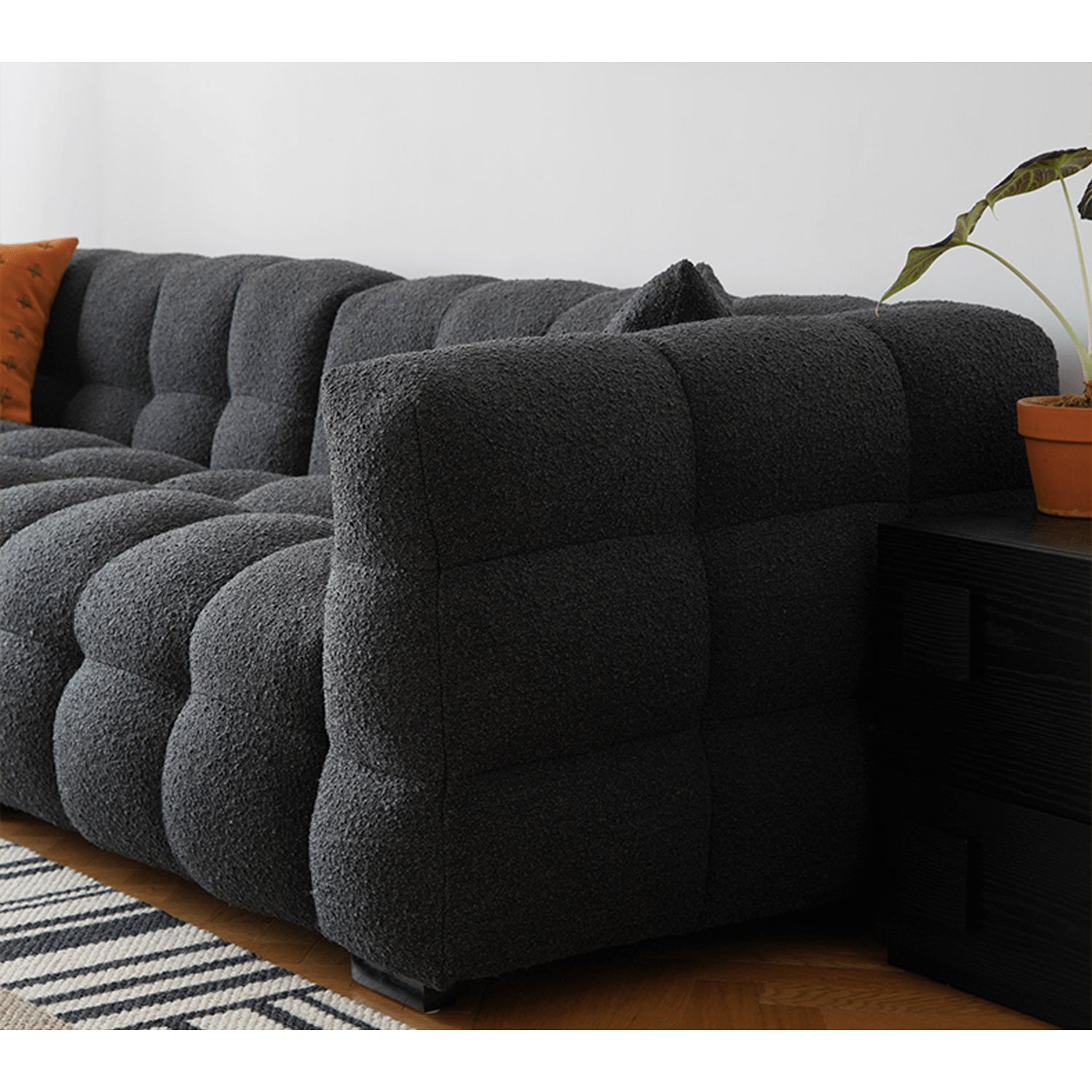 Modern Sofa with Black Faux Lambswool and White Pine Frame yw-218