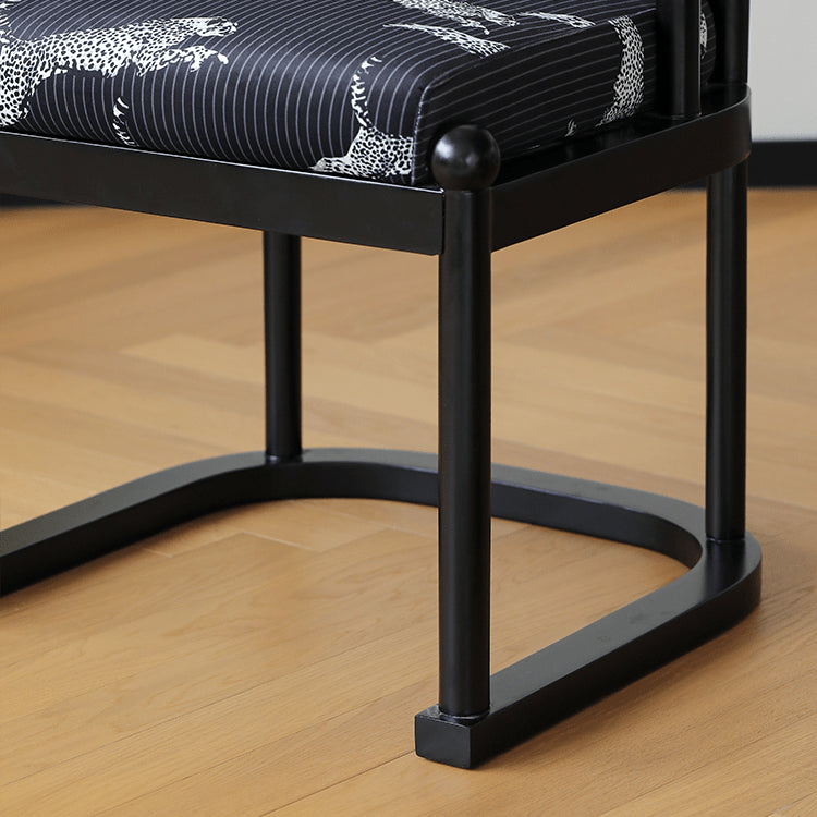 Stylish Black Flannel Chair with Ash Wood Frame: Perfect for Modern Interiors yw-224