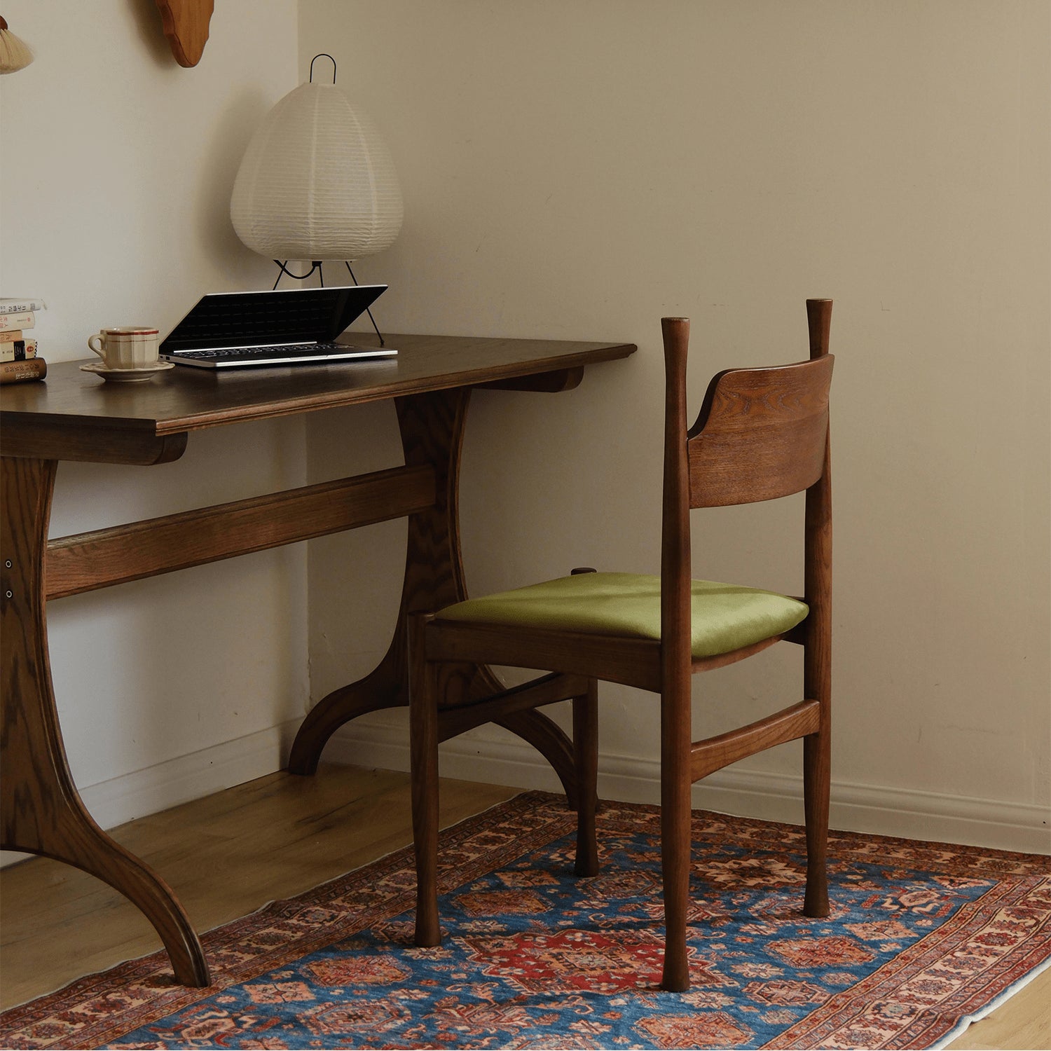 Stylish Ash Wood Chair with Red and Yellow Flannel Upholstery - Perfect Decro for Diningroom yw-228